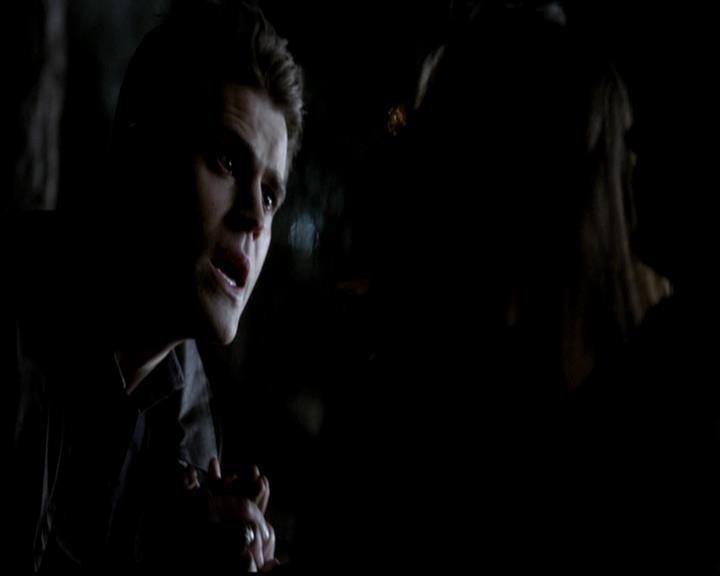 VampireDiariesWorld-dot-org_4x21ShesComeUndone1871.jpg