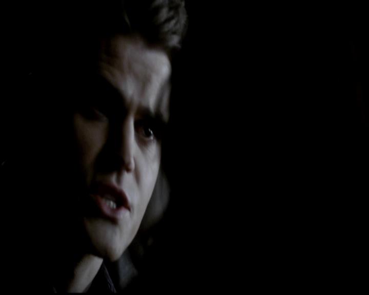 VampireDiariesWorld-dot-org_4x21ShesComeUndone1875.jpg