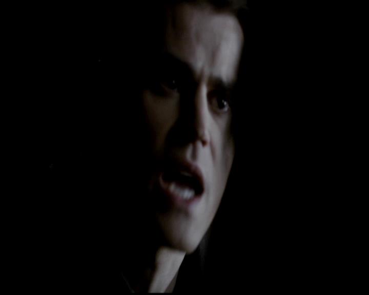 VampireDiariesWorld-dot-org_4x21ShesComeUndone1880.jpg