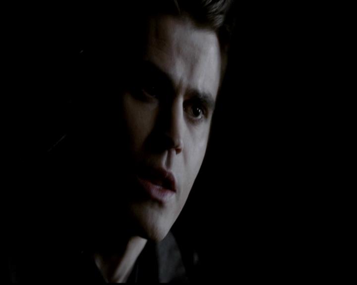 VampireDiariesWorld-dot-org_4x21ShesComeUndone1882.jpg