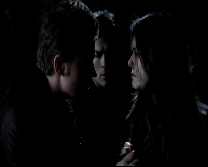 VampireDiariesWorld-dot-org_4x21ShesComeUndone1896.jpg