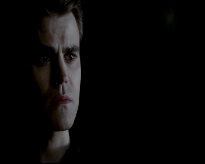 VampireDiariesWorld-dot-org_4x21ShesComeUndone1926.jpg