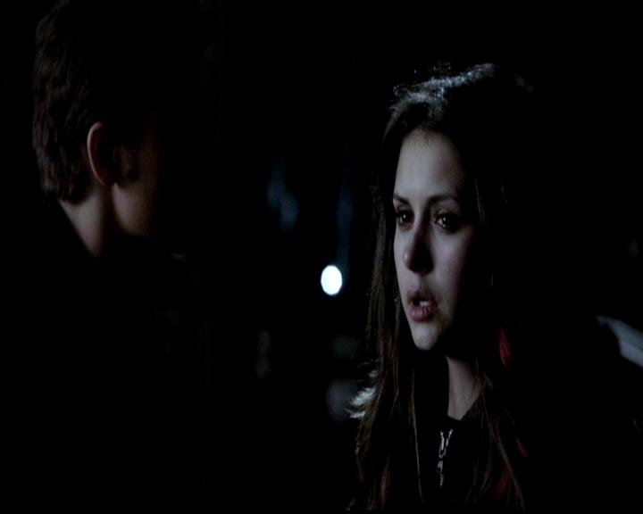 VampireDiariesWorld-dot-org_4x21ShesComeUndone1929.jpg