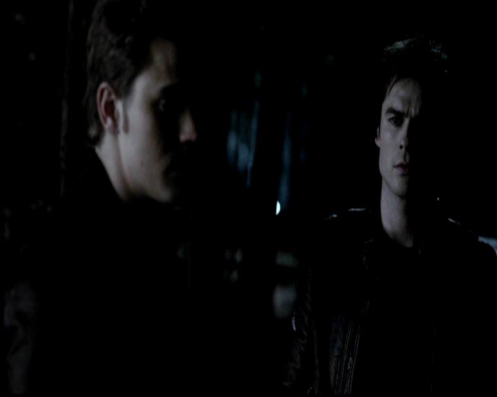 VampireDiariesWorld-dot-org_4x21ShesComeUndone1932.jpg