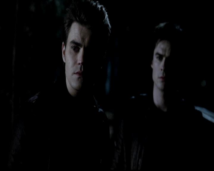 VampireDiariesWorld-dot-org_4x21ShesComeUndone1933.jpg