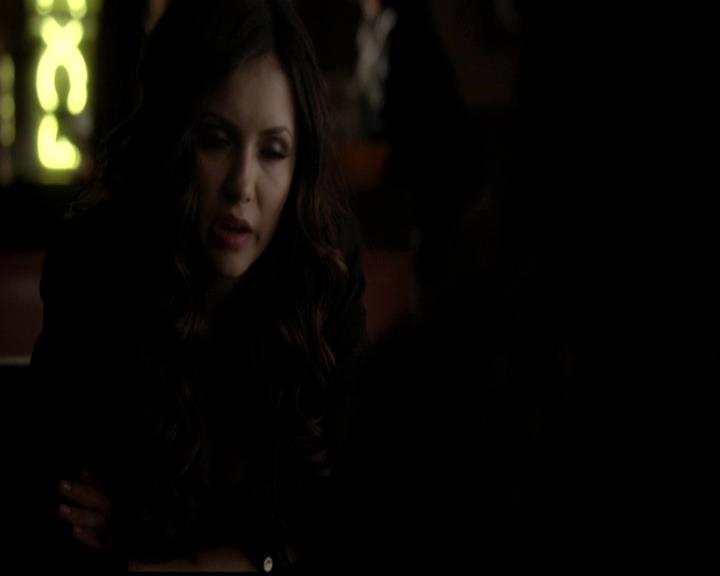 VampireDiariesWorld-dot-org_4x21ShesComeUndone2106.jpg