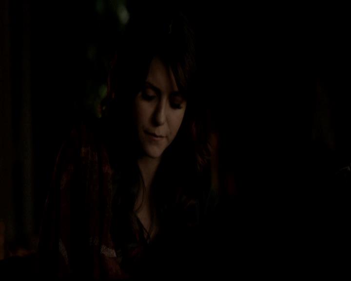 VampireDiariesWorld-dot-org_4x21ShesComeUndone2192.jpg