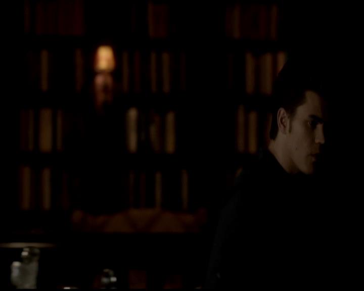 VampireDiariesWorld-dot-org_4x21ShesComeUndone2202.jpg