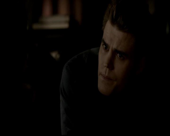 VampireDiariesWorld-dot-org_4x21ShesComeUndone2223.jpg