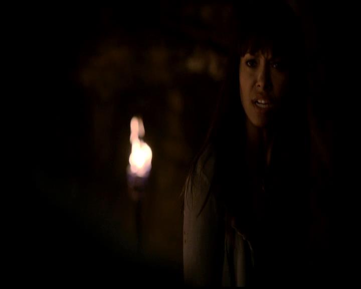 VampireDiariesWorld-dot-org_4x22TheWalkingDead1200.jpg