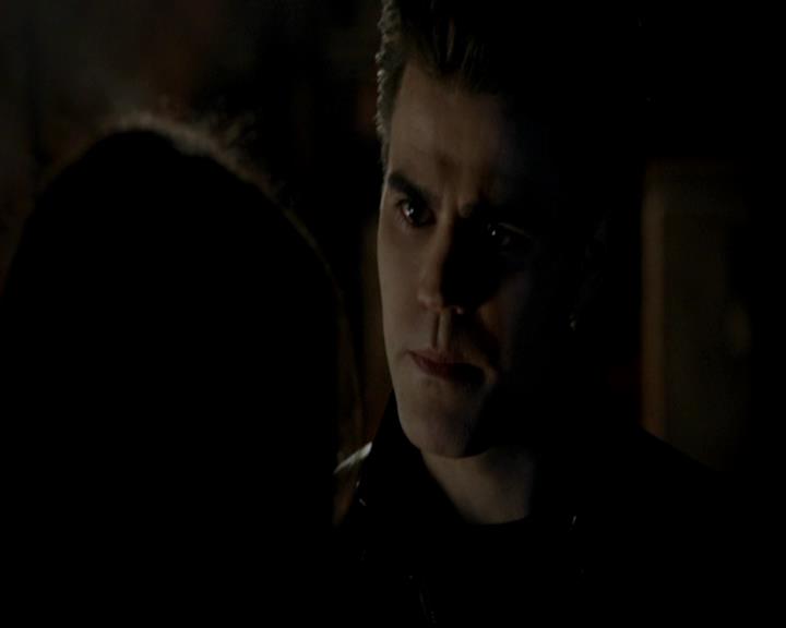 VampireDiariesWorld-dot-org_4x22TheWalkingDead1309.jpg