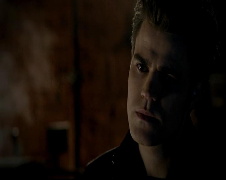 VampireDiariesWorld-dot-org_4x22TheWalkingDead1331.jpg