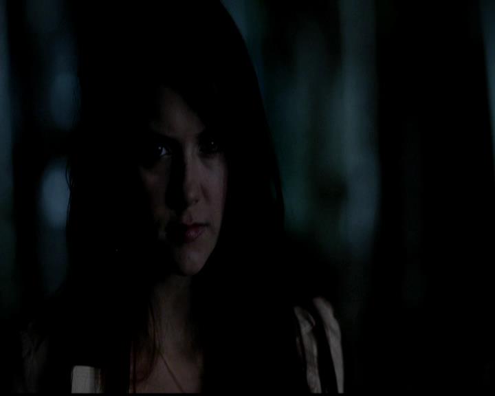 VampireDiariesWorld-dot-org_4x22TheWalkingDead1589.jpg