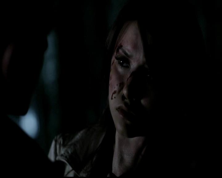 VampireDiariesWorld-dot-org_4x22TheWalkingDead1807.jpg