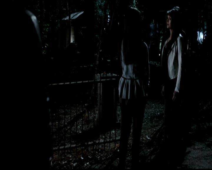 VampireDiariesWorld-dot-org_4x22TheWalkingDead1902.jpg