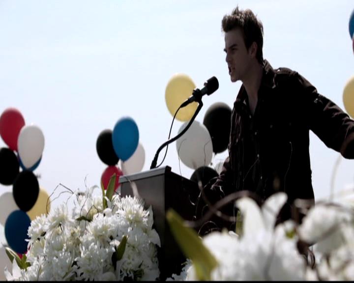 VampireDiariesWorld-dot-org_4x23Graduation0033.jpg