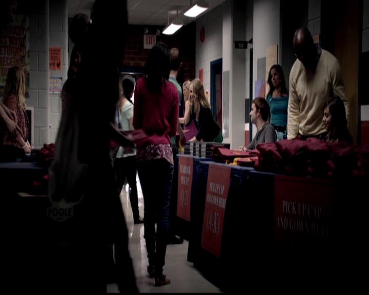 VampireDiariesWorld-dot-org_4x23Graduation0129.jpg