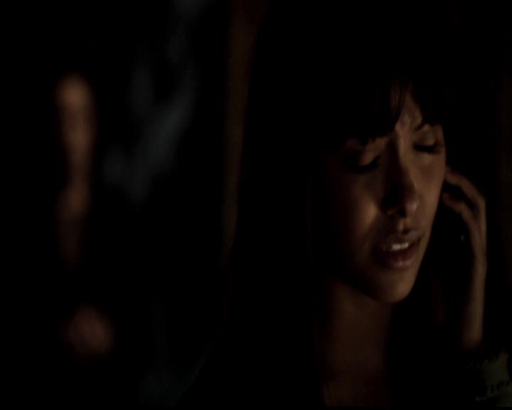 VampireDiariesWorld-dot-org_4x23Graduation0158.jpg