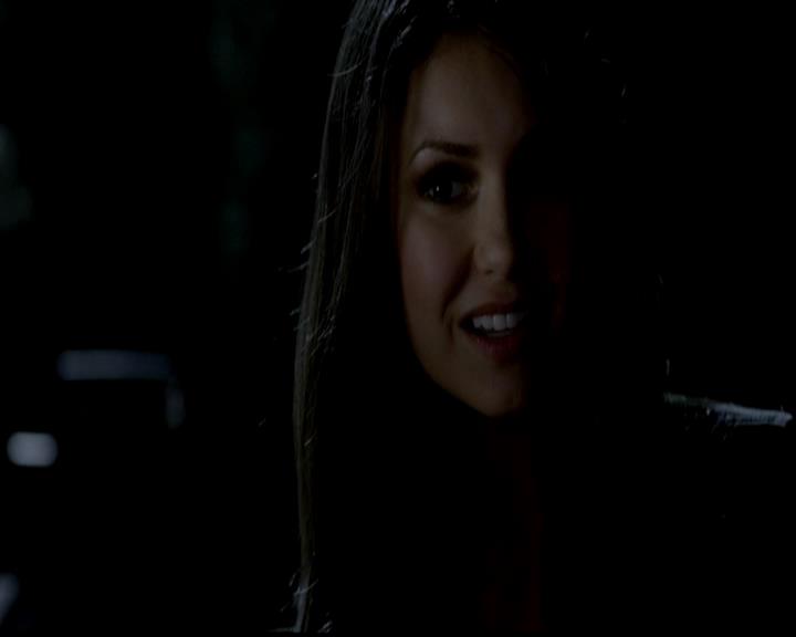 VampireDiariesWorld-dot-org_4x23Graduation2201.jpg