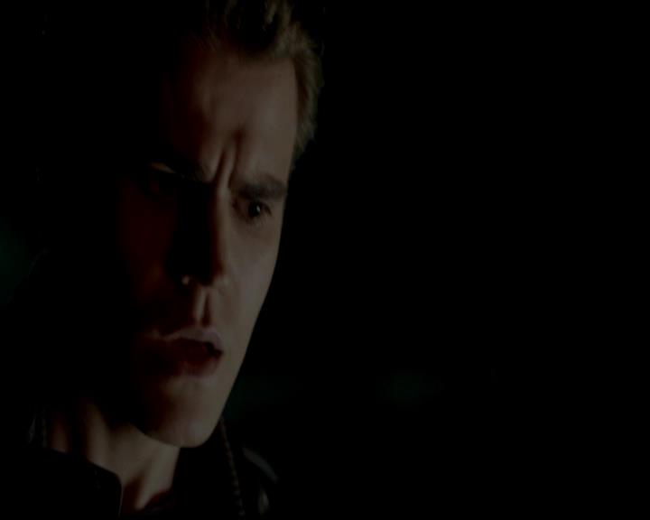 VampireDiariesWorld-dot-org_4x23Graduation2250.jpg