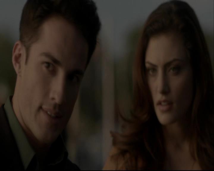 VampireDiariesWorld-dot-org_DeletedScenes-4x09OComeAllYeFaithful0044.jpg