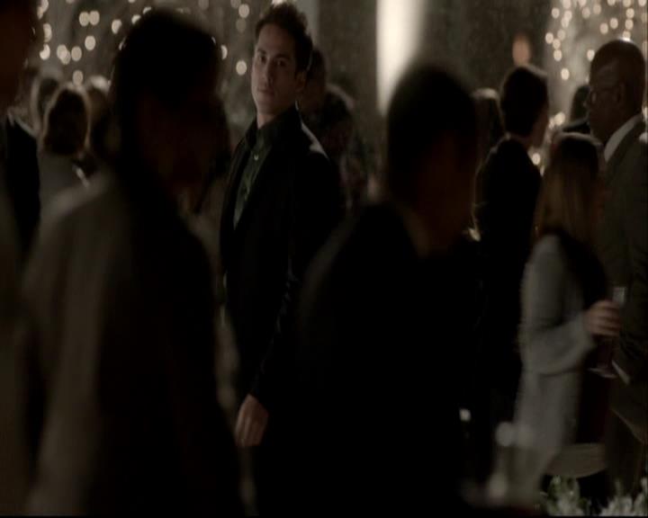 VampireDiariesWorld-dot-org_DeletedScenes-4x09OComeAllYeFaithful0102.jpg