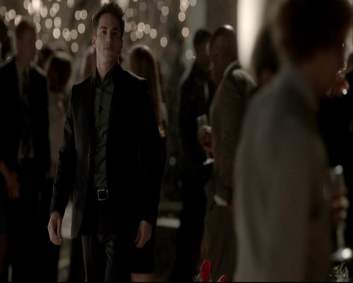 VampireDiariesWorld-dot-org_DeletedScenes-4x09OComeAllYeFaithful0103.jpg