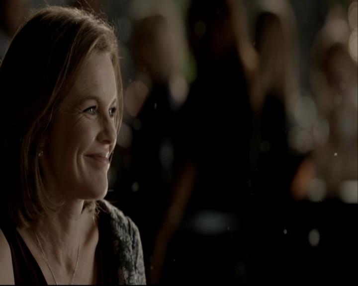 VampireDiariesWorld-dot-org_DeletedScenes-4x09OComeAllYeFaithful0109.jpg