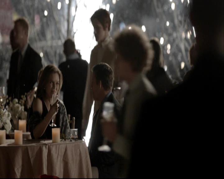 VampireDiariesWorld-dot-org_DeletedScenes-4x09OComeAllYeFaithful0112.jpg