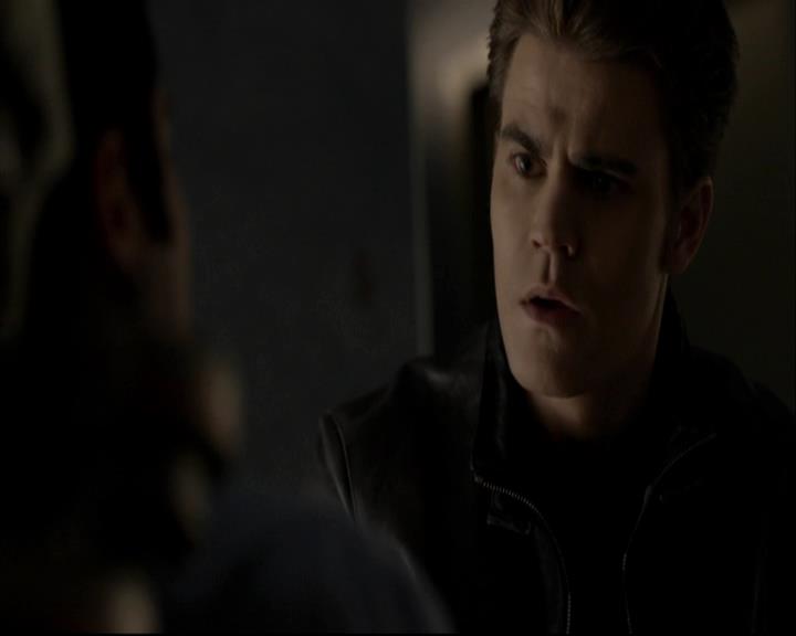 VampireDiariesWorld-dot-org_DeletedScenes-4x22TheWalkingDead0047.jpg