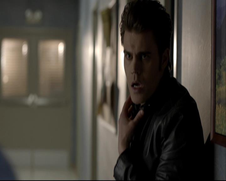 VampireDiariesWorld-dot-org_DeletedScenes-4x22TheWalkingDead0067.jpg