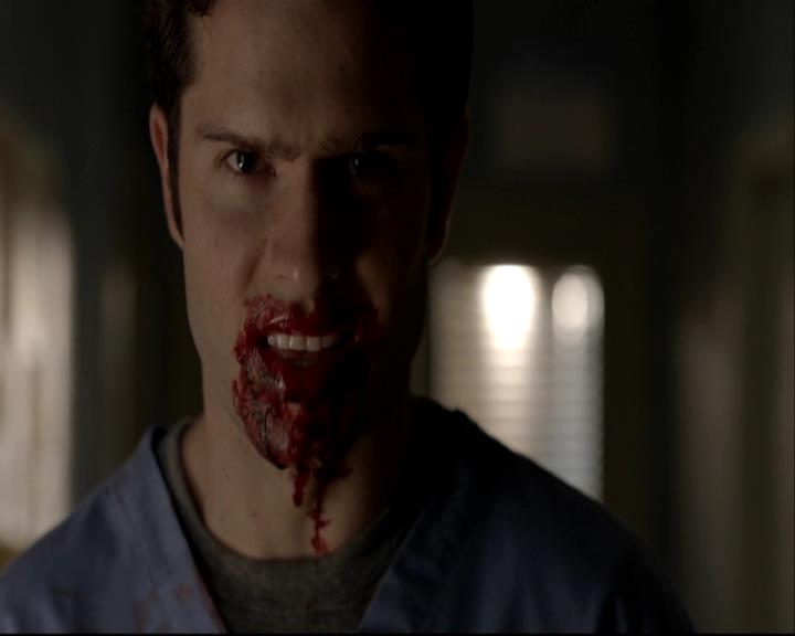 VampireDiariesWorld-dot-org_DeletedScenes-4x22TheWalkingDead0068.jpg