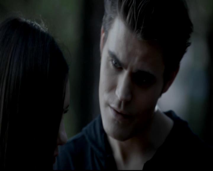 VampireDiariesWorld-dot-org_BloodBoysandBadBehavior-BecomingAVampire0106.jpg