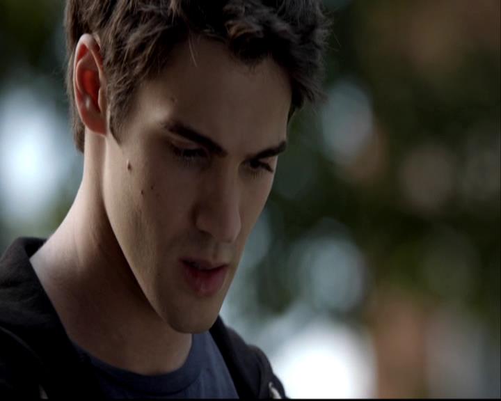 VampireDiariesWorld-dot-org_InkingTheBrotherhoodTheHuntersMark0096.jpg