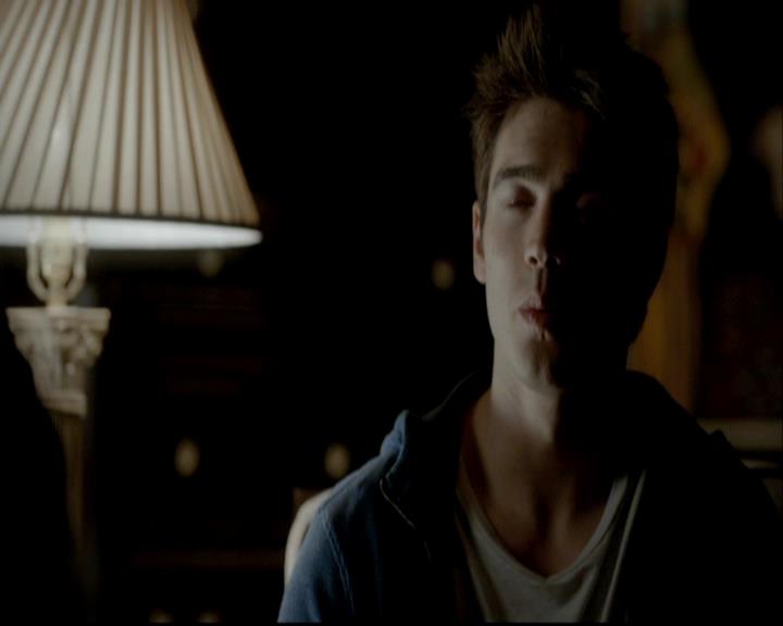 VampireDiariesWorld-dot-org_InkingTheBrotherhoodTheHuntersMark0290.jpg