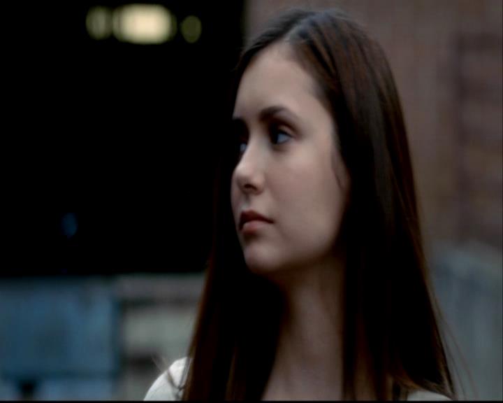 VampireDiariesWorld-dot-org_TheEvolutionOfElenaGilbert0441.jpg