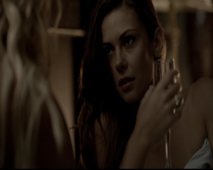 VampireDiariesWorld-dot-org_5x01IKnowWhatYouDidLastSummer0048.jpg