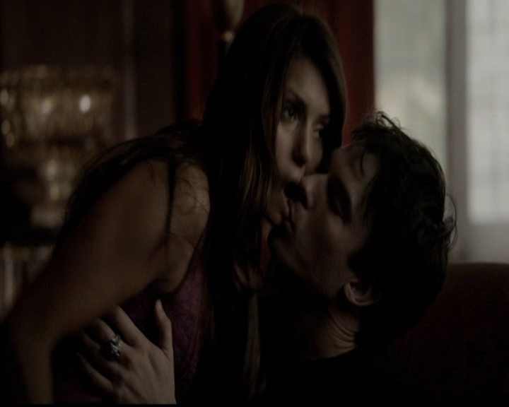 VampireDiariesWorld-dot-org_5x01IKnowWhatYouDidLastSummer0090.jpg