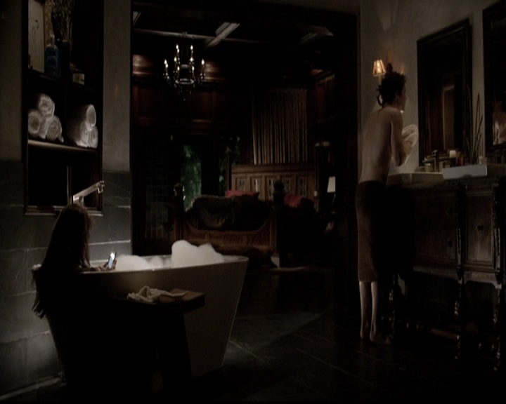 VampireDiariesWorld-dot-org_5x01IKnowWhatYouDidLastSummer0116.jpg