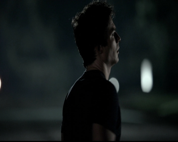 VampireDiariesWorld-dot-org_5x01IKnowWhatYouDidLastSummer2120.jpg