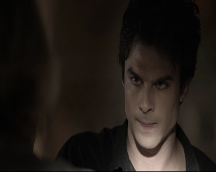 VampireDiariesWorld-dot-org_5x02TrueLies-deletedscenes0019.jpg