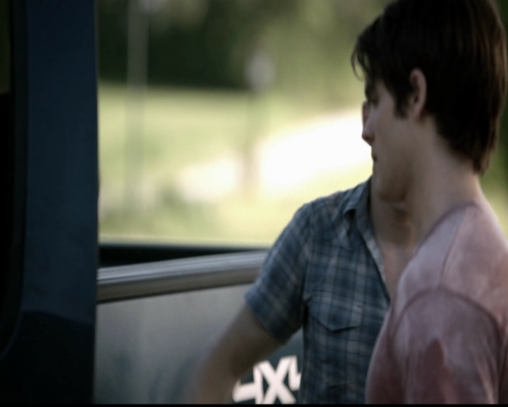 VampireDiariesWorld-dot-org_5x02TrueLies0703.jpg