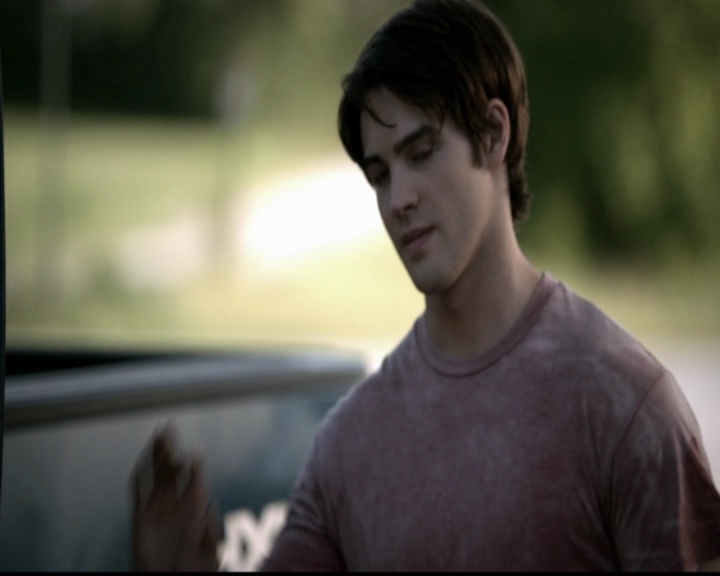 VampireDiariesWorld-dot-org_5x02TrueLies0705.jpg