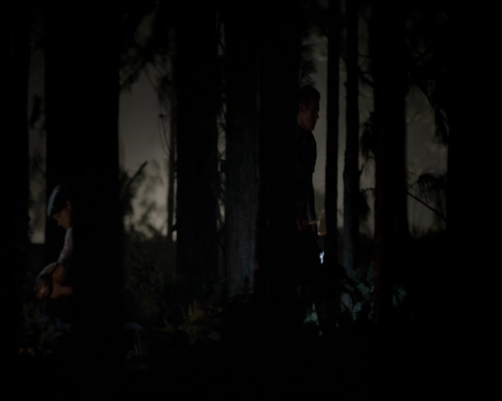 VampireDiariesWorld-dot-org_5x02TrueLies1045.jpg