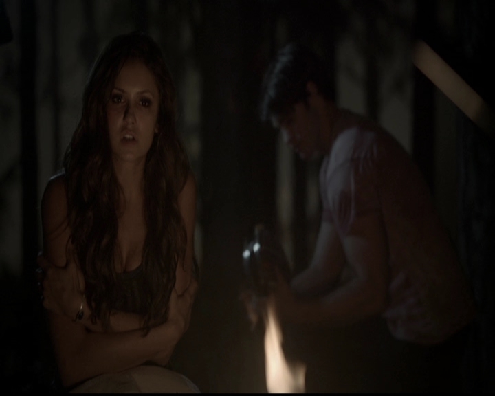 VampireDiariesWorld-dot-org_5x02TrueLies1051.jpg