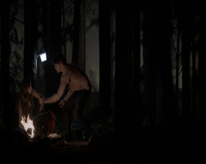 VampireDiariesWorld-dot-org_5x02TrueLies1108.jpg