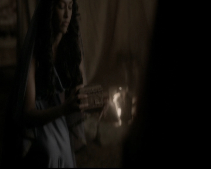 VampireDiariesWorld-dot-org_5x03OriginalSin1211.jpg