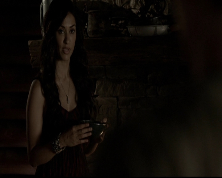 VampireDiariesWorld-dot-org_5x03OriginalSin1516.jpg