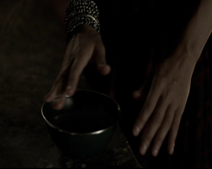 VampireDiariesWorld-dot-org_5x03OriginalSin1556.jpg