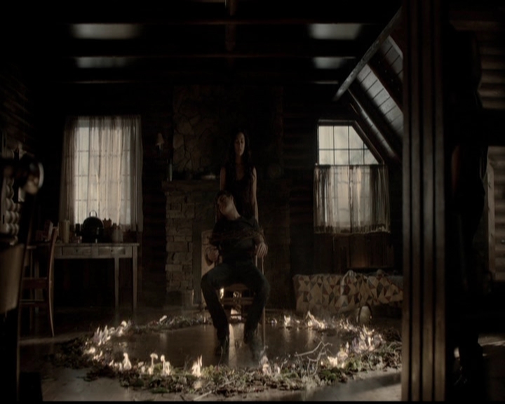 VampireDiariesWorld-dot-org_5x03OriginalSin1709.jpg